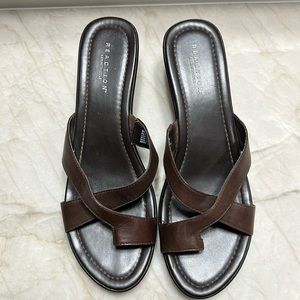 Kenneth Cole Reaction cross strap sandals